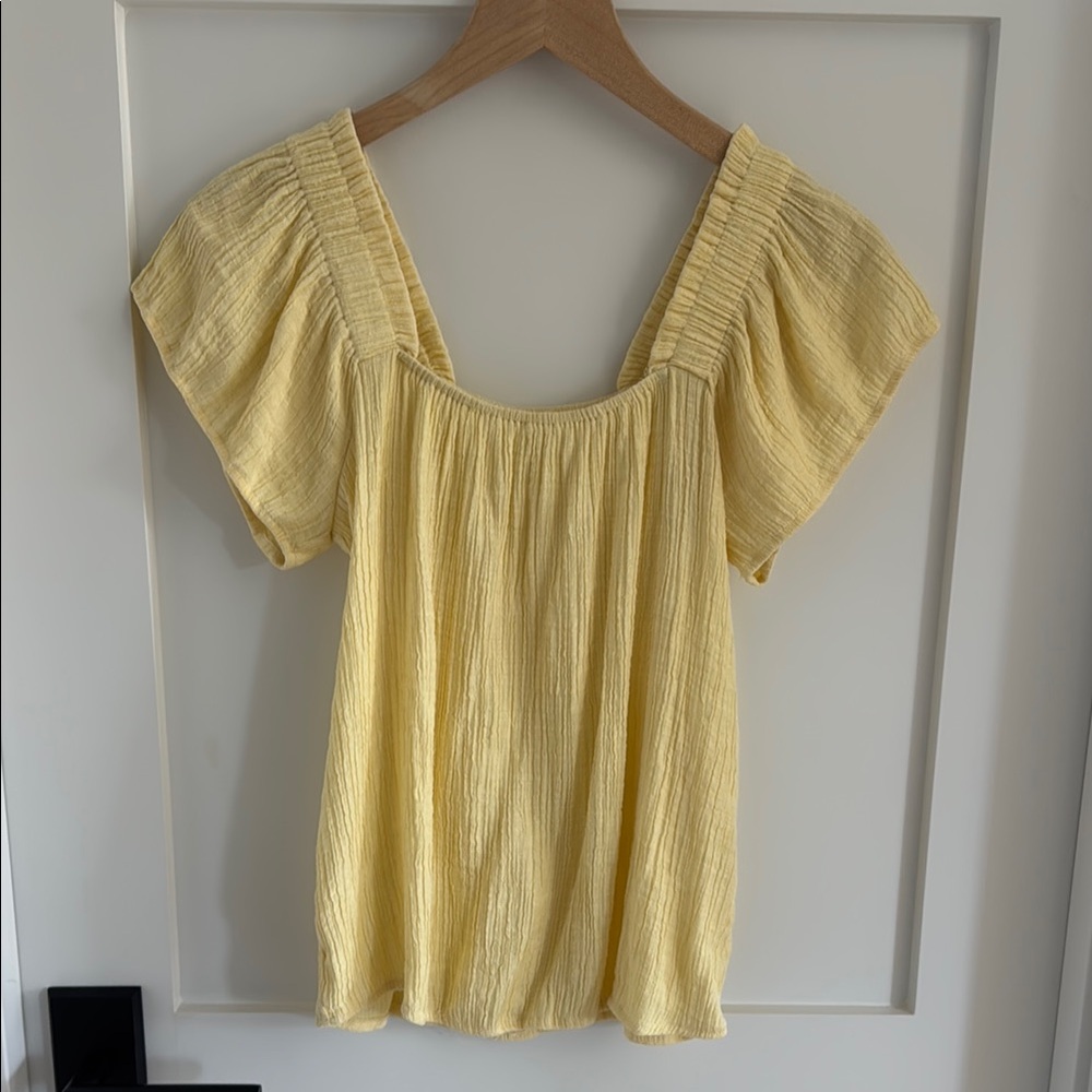 Butter yellow Women's Top